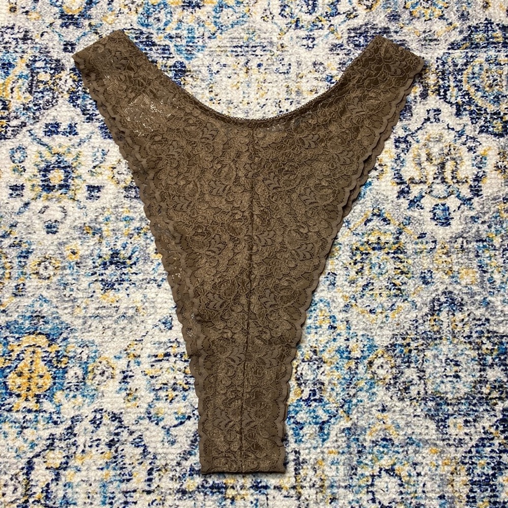 NWT Vintage Intimates by Lane Bryant Bronze Lace Bow Accent High Cut Thong 18/20 - Picture 8 of 9